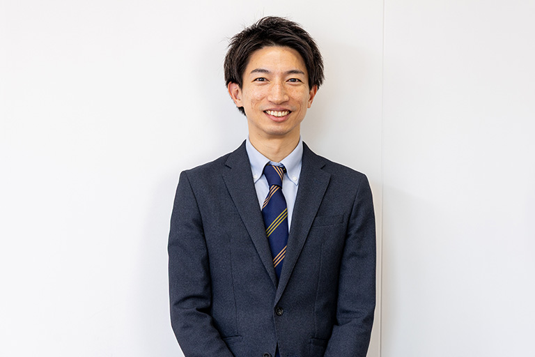 会長挨拶・役員紹介