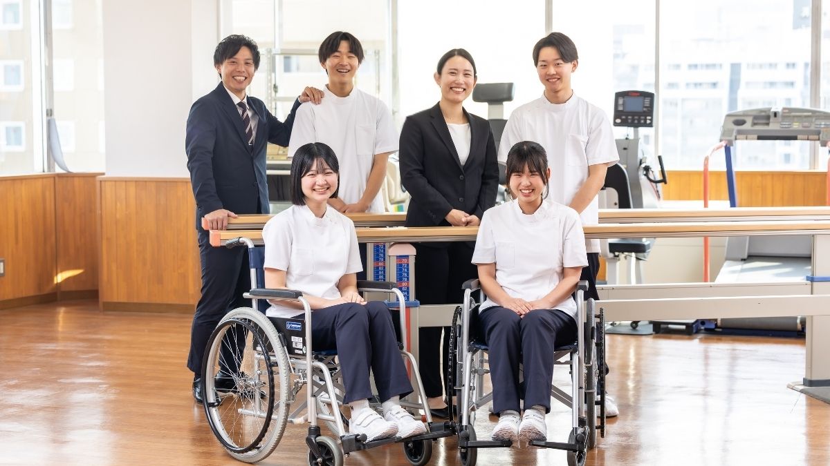 身体機能の回復をともに目指す
リハビリテーションの
専門家へ