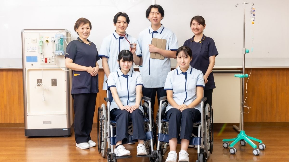 一人ひとりに寄り添い
手を差しのべられる心をもった
看護のプロフェッショナルへ