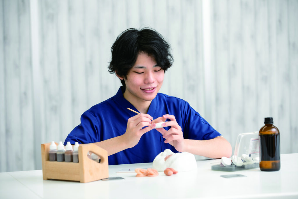 選択制ゼミで興味のある分野を深く学べる