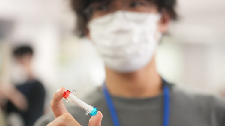 医療機器メーカー×教育現場 ダイアライザ製作で深まる学び