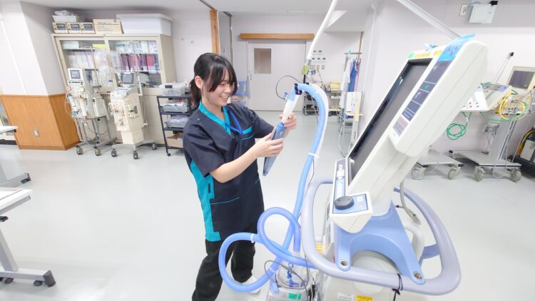 人工呼吸器実習が始まりました!