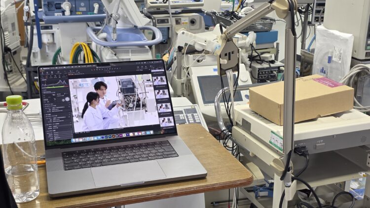 モデルは現役学生！笑顔に大苦戦した撮影現場レポート。