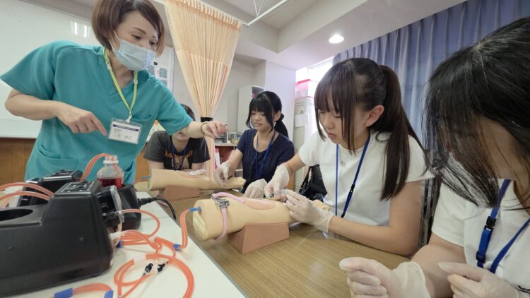 9学科の仕事を体験！チーム医療を学ぶ「多職種イベント」✨