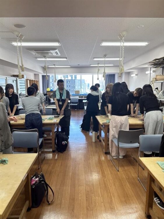 授業の様子🌱（陶芸）